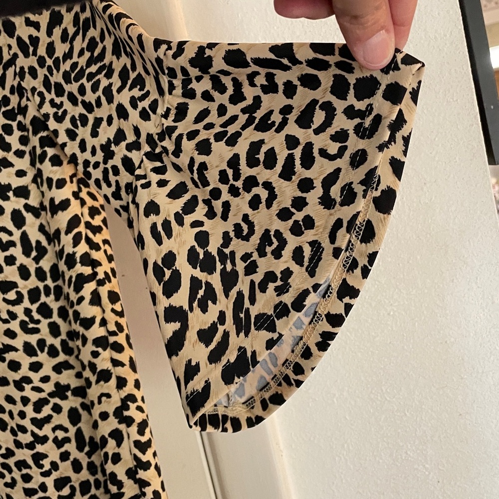 Jude Connally Leopard Print Dress with Flared Sleeves XS - Picture 3 of 7
